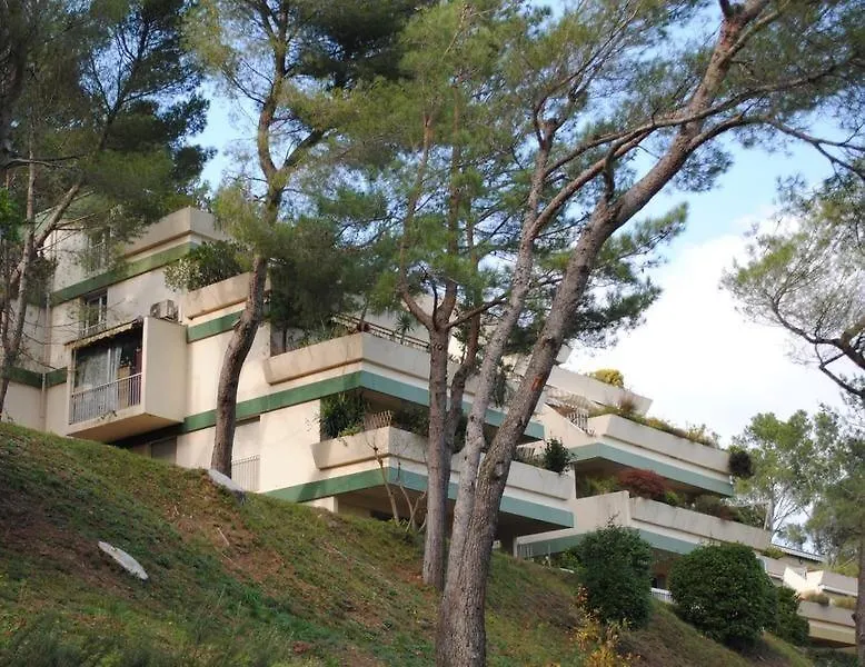 Apartment Studio Villeneuve-Les-Avignon Terrasses Sous Les Pins France