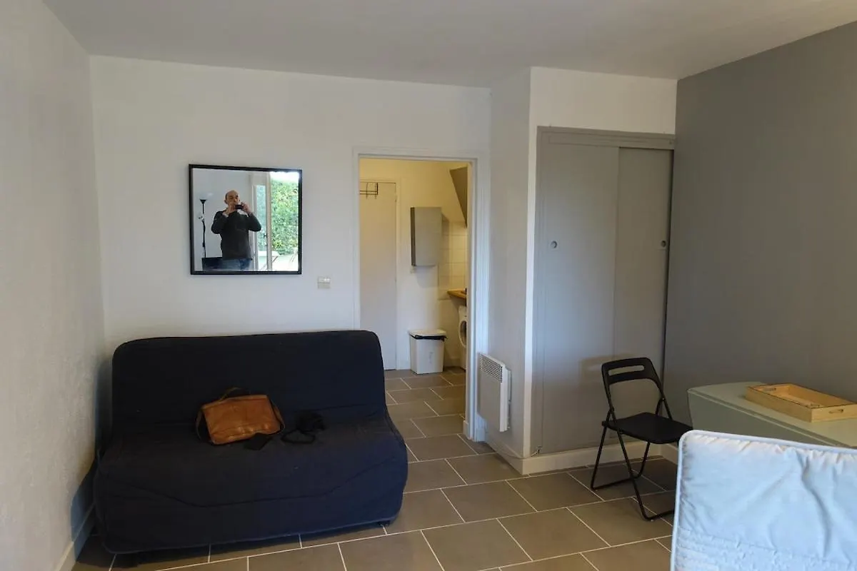 Apartment Studio Villeneuve-Les-Avignon Terrasses Sous Les Pins